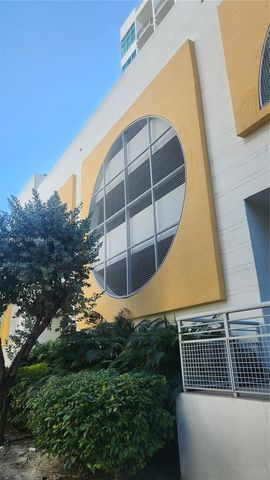 2200 NE 4th Ave 803, Miami, FL 33137