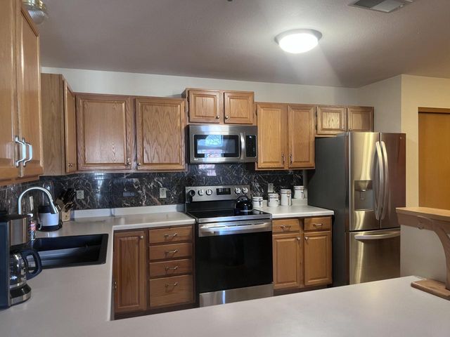 1978 Parknoll LANE, Port Washington, WI 53074