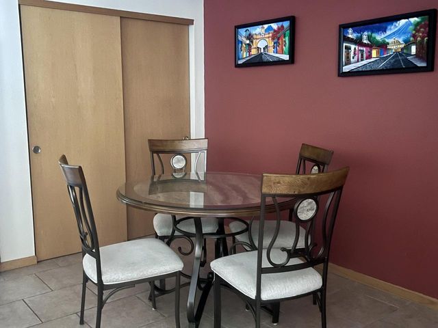 1978 Parknoll LANE, Port Washington, WI 53074