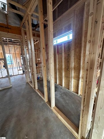 401 Rustic Outland Drive, Simpsonville, SC 29681