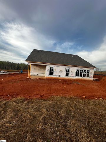 401 Rustic Outland Drive, Simpsonville, SC 29681