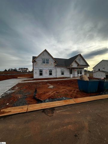 401 Rustic Outland Drive, Simpsonville, SC 29681