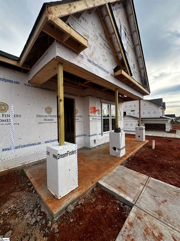 401 Rustic Outland Drive, Simpsonville, SC 29681