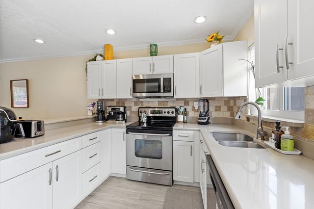 47 NE 20th Court 1H, Wilton Manors, FL 33305