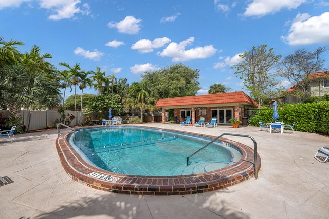 47 NE 20th Court 1H, Wilton Manors, FL 33305