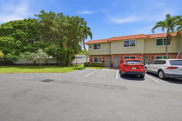 47 NE 20th Court 1H, Wilton Manors, FL 33305
