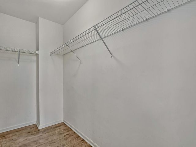 1464 Lakeridge Court 1464, Mundelein, IL 60060