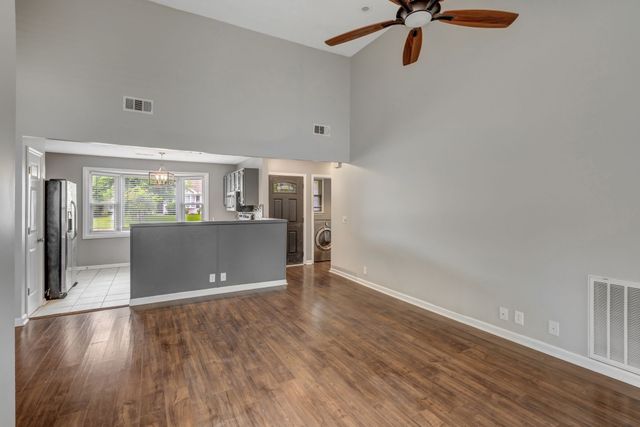 125 Agee Cir, E, Hendersonville, TN 37075