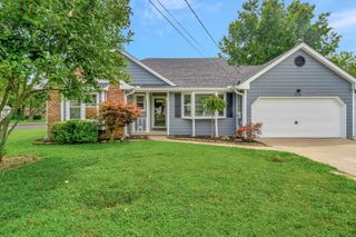 125 Agee Cir, E, Hendersonville, TN 37075