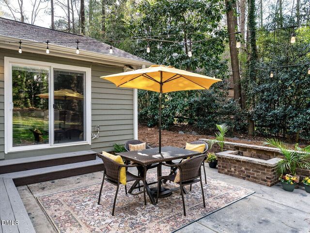 111 Ed Simmons Court, Cary, NC 27511