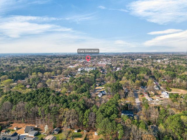 111 Ed Simmons Court, Cary, NC 27511