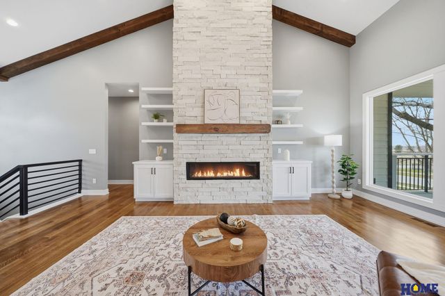 6326 Carveth Court, Lincoln, NE 68516