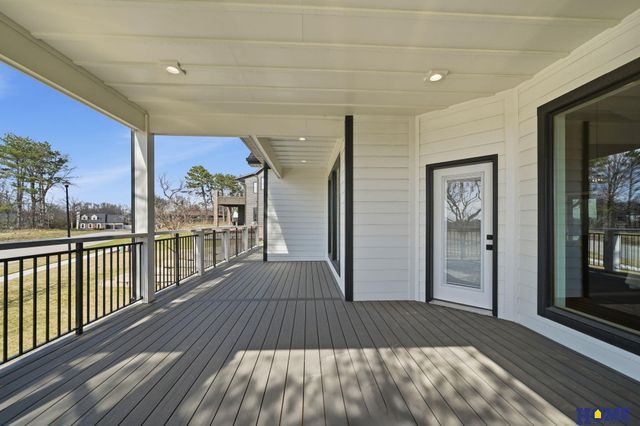 6326 Carveth Court, Lincoln, NE 68516