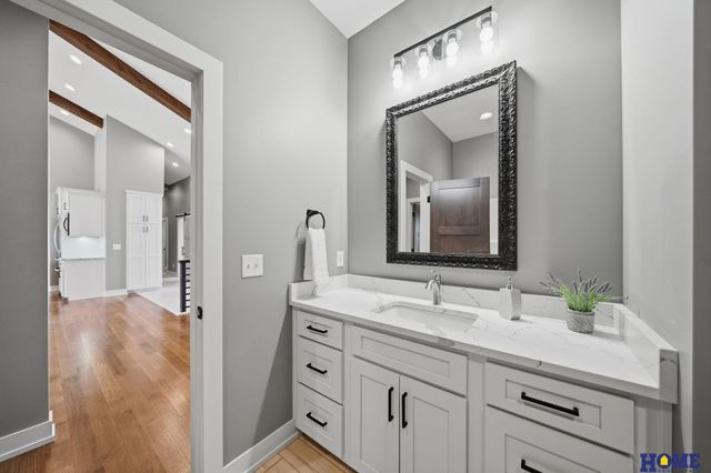 6326 Carveth Court, Lincoln, NE 68516