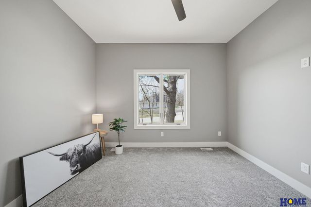 6326 Carveth Court, Lincoln, NE 68516