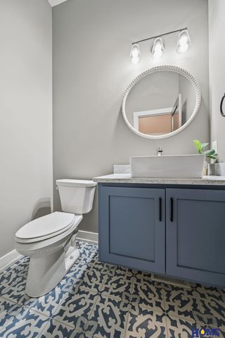 6326 Carveth Court, Lincoln, NE 68516