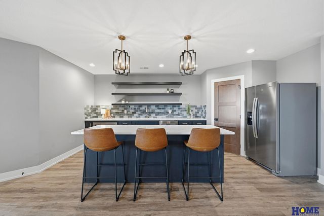 6326 Carveth Court, Lincoln, NE 68516