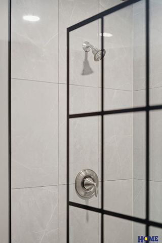 6326 Carveth Court, Lincoln, NE 68516