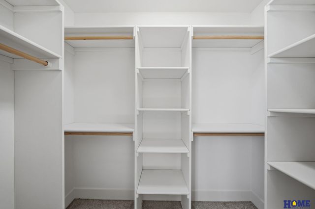 6326 Carveth Court, Lincoln, NE 68516