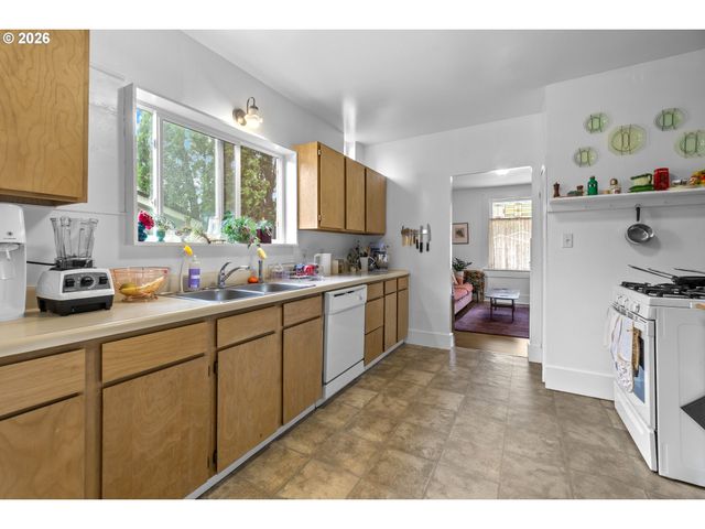 6557 Se 67TH Ave, Portland, OR 97206