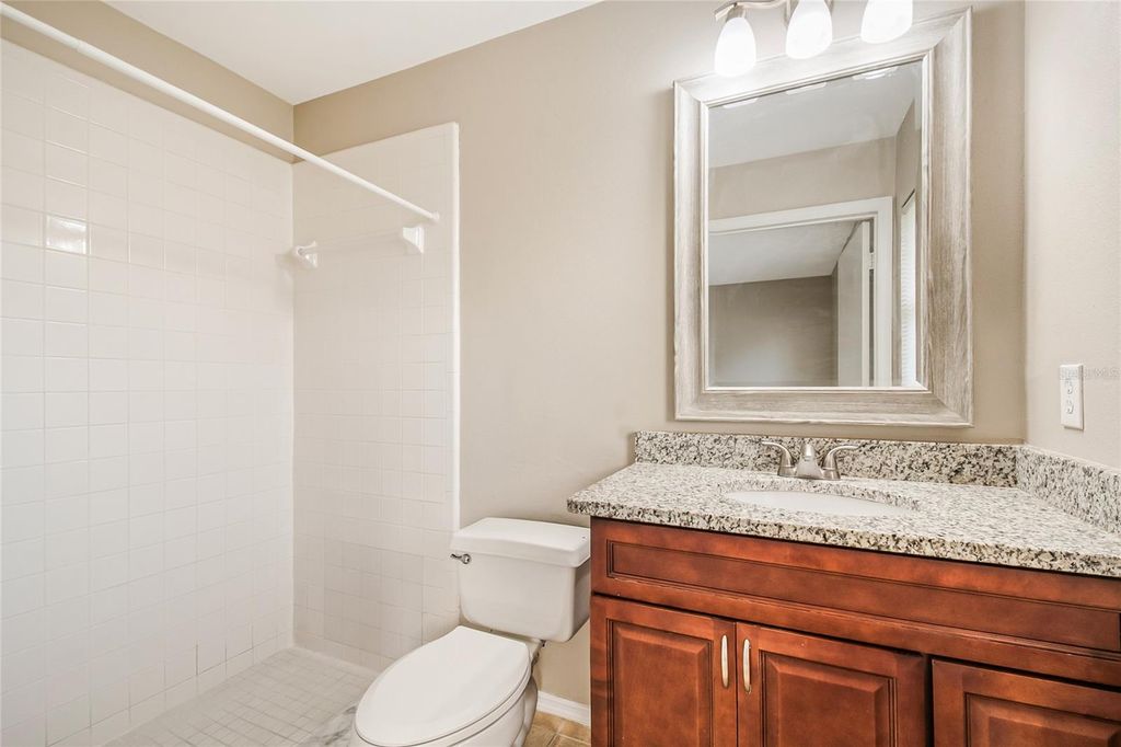 Image 15 of property listing at 14557 LAGUNA BEACH CIRCLE, Orlando, FL 32824