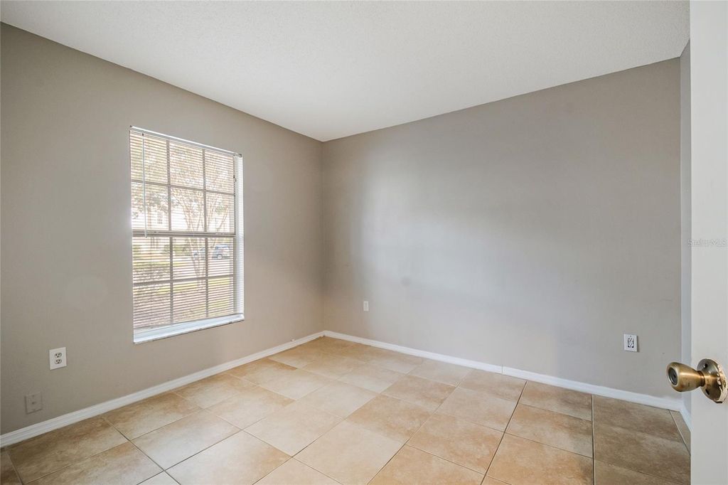 Image 22 of property listing at 14557 LAGUNA BEACH CIRCLE, Orlando, FL 32824