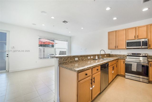 1302 SW 147th Ter, Pembroke Pines, FL 33027