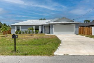 2885 SE Cabana Lane, Port St Lucie, FL 34952