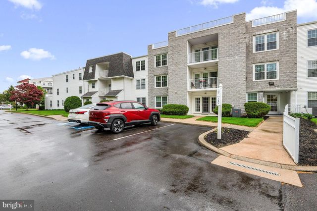 8204 CENTENNIAL STA, Warminster, PA 18974