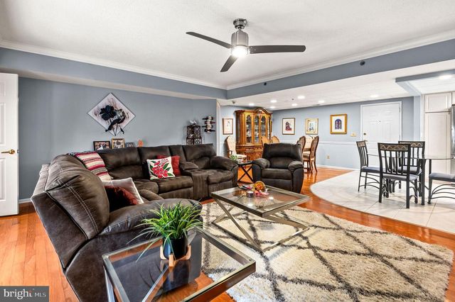 8204 CENTENNIAL STA, Warminster, PA 18974