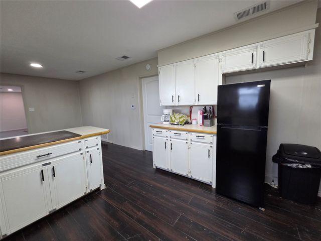 484 County Road 1206, Savoy, TX 75479