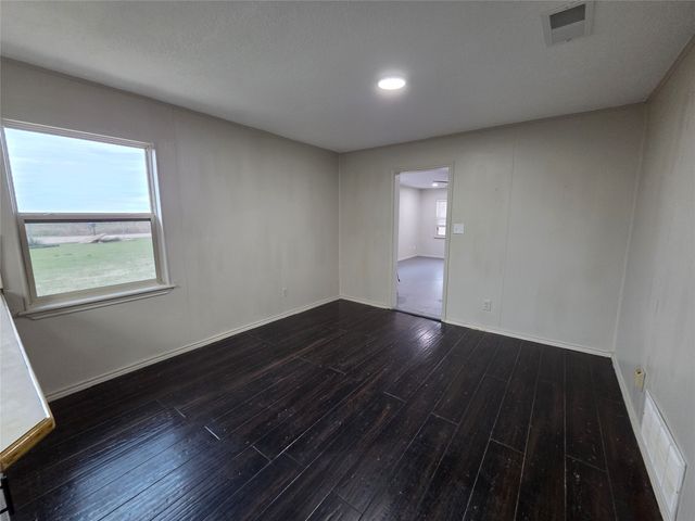 484 County Road 1206, Savoy, TX 75479