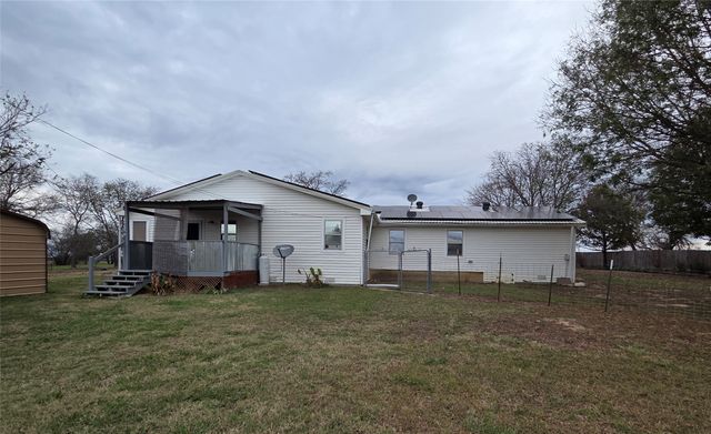 484 County Road 1206, Savoy, TX 75479