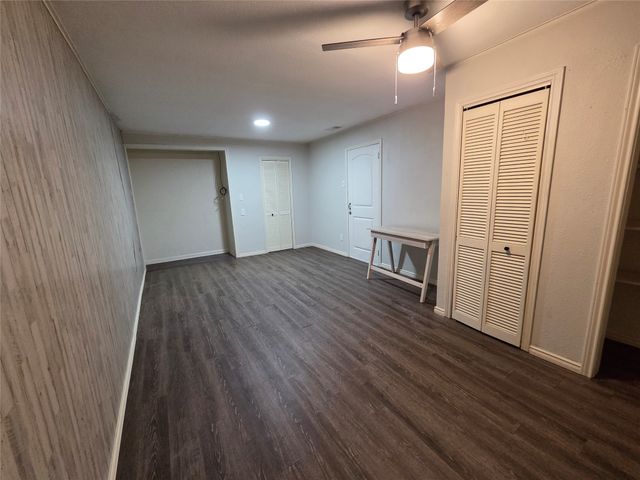 484 County Road 1206, Savoy, TX 75479