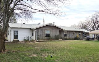 484 County Road 1206, Savoy, TX 75479