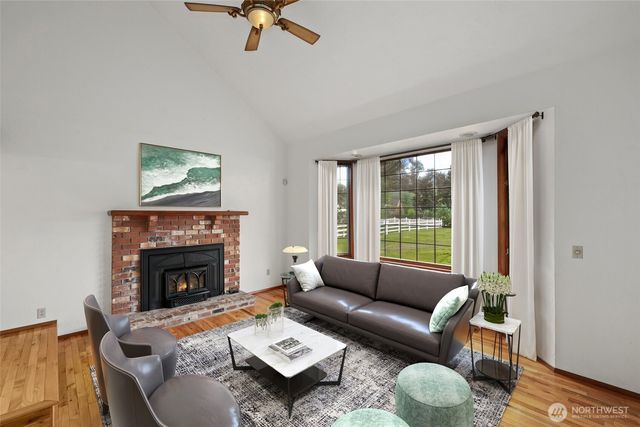 141 E Deer Creek Road, Shelton, WA 98584