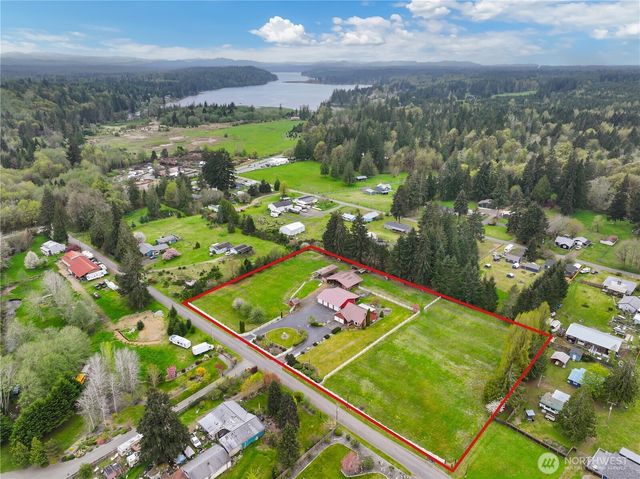 141 E Deer Creek Road, Shelton, WA 98584