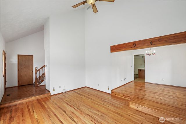 141 E Deer Creek Road, Shelton, WA 98584