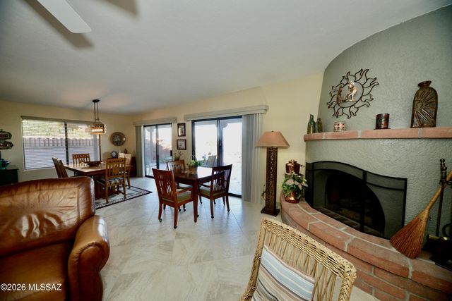 3911 Via Del Tordo, Green Valley, AZ 85622