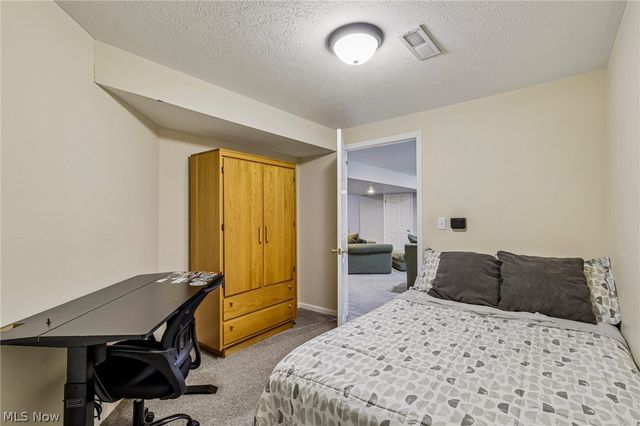 10392 Andover Drive, Twinsburg, OH 44087