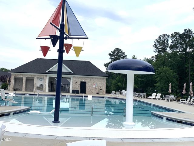 549 Kings Glen Way, Wake Forest, NC 27587