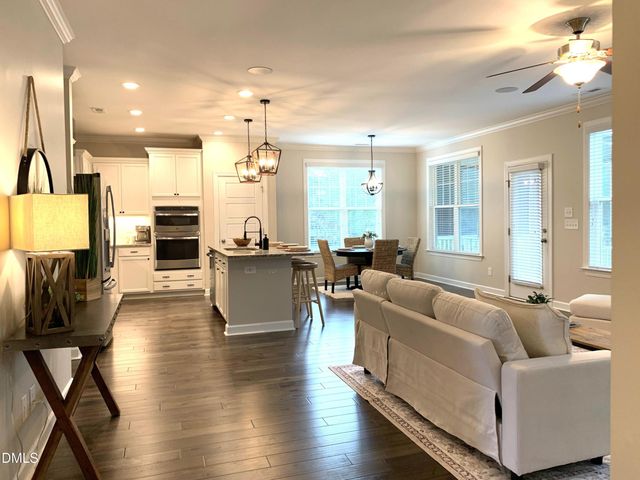 549 Kings Glen Way, Wake Forest, NC 27587