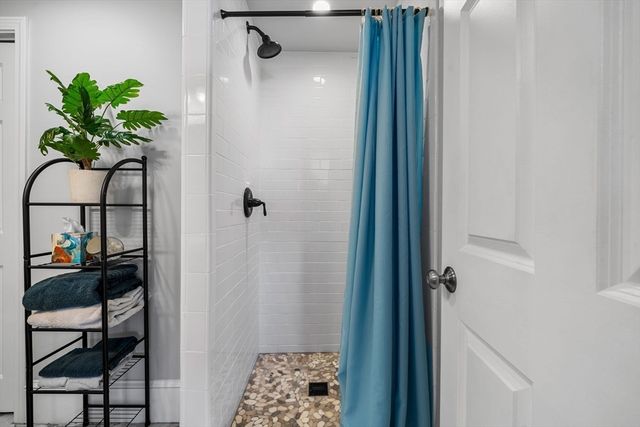 17 Orchard Street, Salem, MA 01970