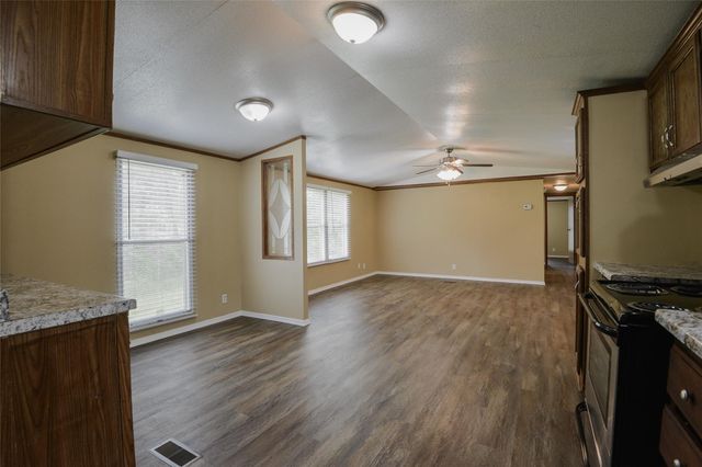 132 Birchwood Drive, Huffman, TX 77336