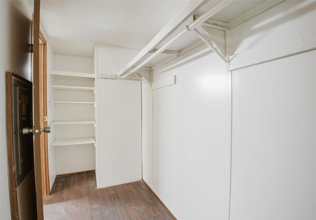 132 Birchwood Drive, Huffman, TX 77336