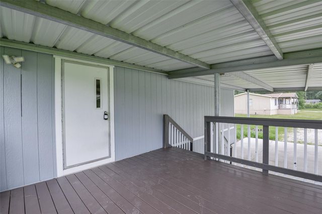 132 Birchwood Drive, Huffman, TX 77336