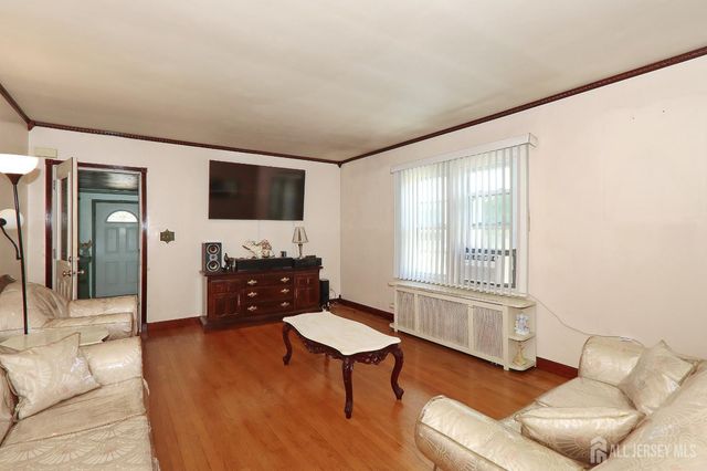 124 Firth Street, South Plainfield, NJ 07080