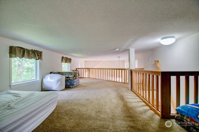 20 1 Goldrush Road, Deming, WA 98244