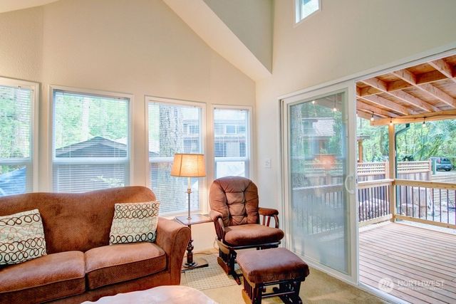 20 1 Goldrush Road, Deming, WA 98244