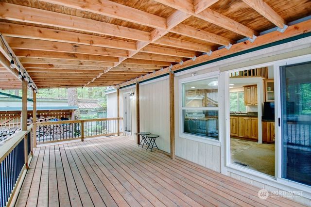 20 1 Goldrush Road, Deming, WA 98244